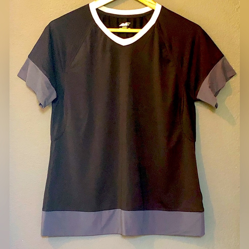 Sporty or workout “AVIA” T-Shirt.
